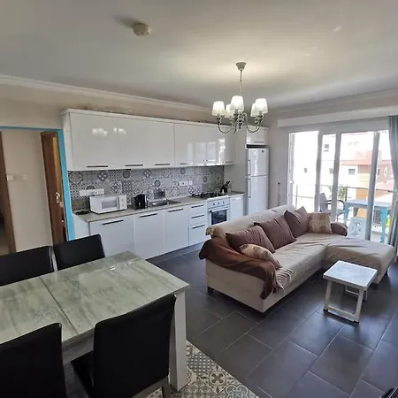 Splendid Splash In Iskele - Pool, Gym, Park, Garden, Market And Appartement Trikomo